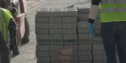 Çivril Belediyesi uzun yıllardır yapılmayan Kızılcasöğüt Mahallesi üst yapı çalışmalarına başladı