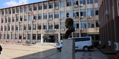 Eğlence mekanının önünde çıkan silahlı ve bıçaklı kavganın şüphelileri adliyeye sevk edildi