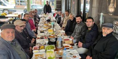 Kars’ta Huzurevi Sakinlerine Kahvaltı Etkinliği