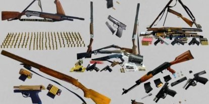 Kale’de kaçak silah ve mühimmatla yakalanan 9 şüpheli gözaltına alındı