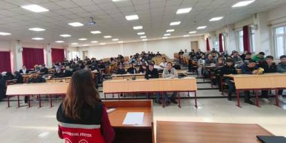 KAÜ'de Kadına Yönelik Şiddet Anlatıldı