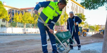 Didim’de yol çalışmaları hız kesmeden devam ediyor
