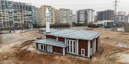 Yazır Mahalle Külliyesi hızla yükseliyor