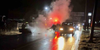 Bartın’da park halindeki araçta yangın çıktı