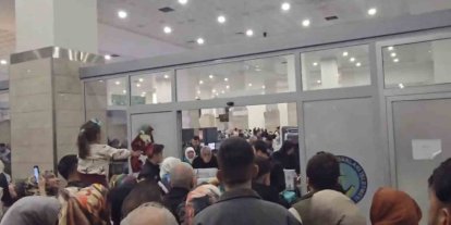 Diyarbakır’da umreye giden vatandaşlar yurda döndü