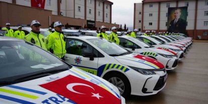 Erzincan’da güvenlik güçlerine 122 yeni araç teslim edildi