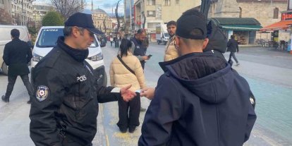 Bolu’nun en işlek caddesinde kaçak göçmen uygulaması