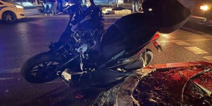Menteşe’de motosiklet tıra çarptı: 1 ölü