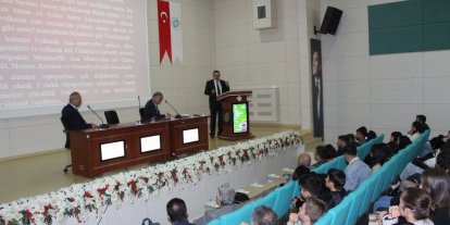 Üniversite öğrencilerine toprağın hayati rolü anlatıldı