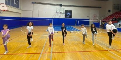 Bilecik’te badminton antrenmanları yoğun tempoda devam ediyor