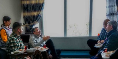 Vali Ali Çelik’ten Şehit Er Halit Tatlı’nın ailesine ziyaret