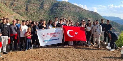KYK’lı öğrencilerden ve derneklerden yangın sonrası Marmaris’e can suyu