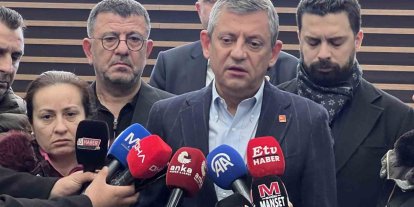 Özgür Özel duygularına hakim olamadı