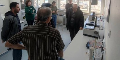 Öğrenciler analizleri yerinde gördü