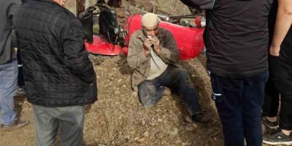 Cenaze aracı ile traktör çarpıştı: 4 yaralı