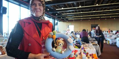 Yeğeninin alerjisi nedeniyle yaptığı küçük hediye, büyük bir emek hikayesine dönüştü