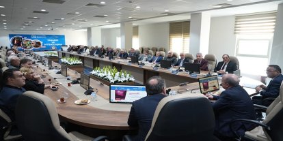 Rektör Prof. Dr. Ahmet Demir senato üyeleriyle bir araya geldi