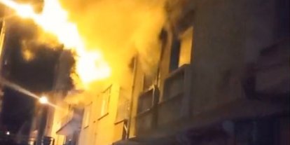 Elazığ’da metruk binada yangın