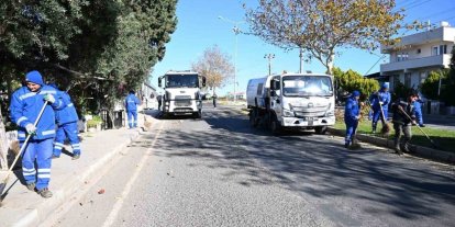 Büyükşehir ekiplerinden Didim’de kapsamlı çevre temizliği