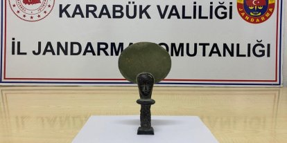 Karabük’te Antik Mısır dönemine ait heykel ele geçirildi