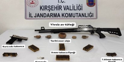 Kırşehir’de kaçakçılık operasyonu: silah, mühimmat ve tarihi eser ele geçirildi