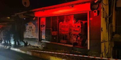 Sarıyer’de üst katı kayan bina gecekonduya yaslandı: Facianın eşiğinden dönüldü