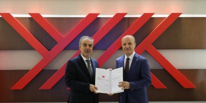 Ege Üniversitesi Rektörü Prof. Dr. Musa Alcı mazbatasını aldı