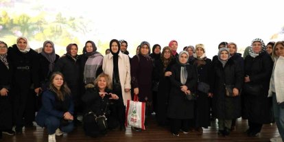 Osmangazi Belediyesi’nden kadınlara kültür gezisi