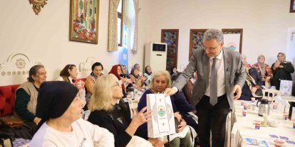 Başkan Kurnaz’dan yaş almışlara vefa: "Her biri ayrı ayrı kıymetli"