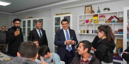 Yılmaz: "Her zaman yanlarındayız"