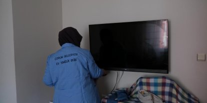 Çorum Belediyesi bu yıl 222 aileye ev temizliği hizmeti sundu