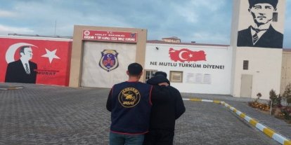 Aranan şahıs JASAT ekiplerine yakalandı