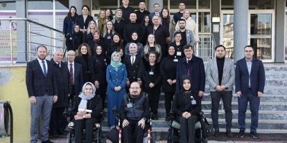 Kütahya Belediyesi’nde 26 personel işaret dili sertifikası aldı