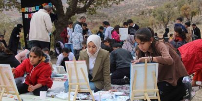 Gabar’ın eteklerinde umutlar tuvale yansıdı