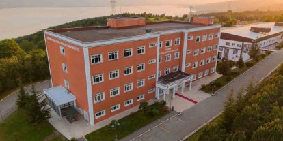 YÖK 2025 raporu açıklandı: SUBÜ 11 başlıkta ilk 20’de yer aldı