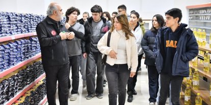 "İyilik Elçisi" Projesi gençlere yardımlaşma ve tarih bilinci aşılıyor