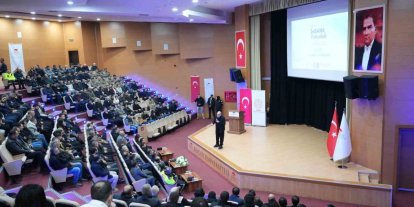 Bingöl’de gençlere ve ailelere yönelik farkındalık konferansları düzenlendi