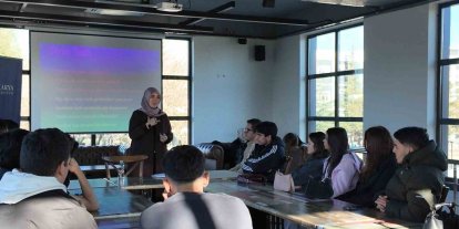 Lise öğrencilerine sınav kaygısı ve stresle başa çıkma yolları anlatıldı