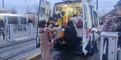 Eskişehir’de liselilerin kavgası kanlı bitti: 1 yaralı