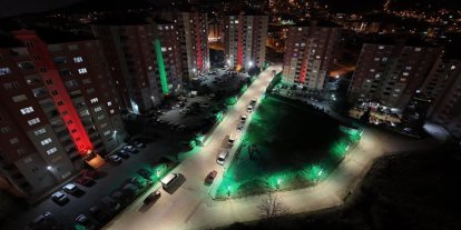 Canik Belediyesi sokaklarda aydınlatma çalışmalarına devam ediyor