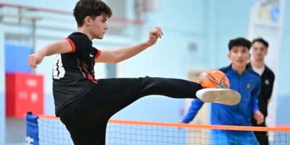 Karacabey’de ayak tenisi şampiyonu Karaca