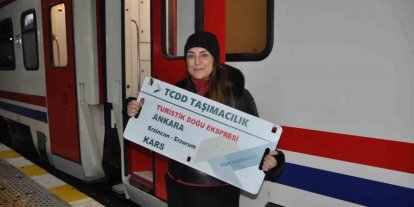 Masalsı yolculuğun son durağı: Turistik Doğu Ekspresi Kars’ta coşkuyla karşılandı