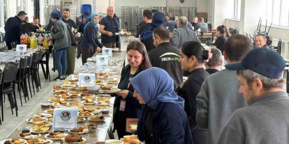 Fabrika işçilerinden yürek ısıtan destek