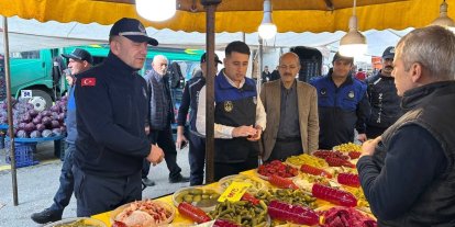 Çayırova’da pazar esnafına fiyat ve tartı denetimi