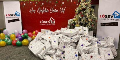 Denizlili Lösemi tedavisi gören çocukların yeni yıl hayalleri gerçeğe dönüşüyor