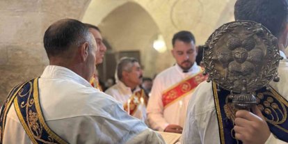 Mardin’de Süryani Hristiyanlar Noel’i Kırklar Kilisesi’nde ayinle karşıladı