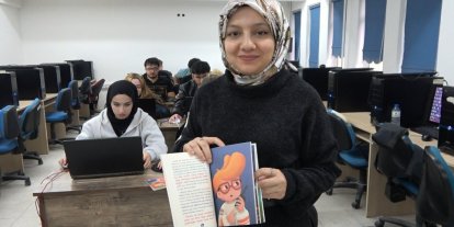 Hayat hikâyesiyle örnek oluyor, geleceğin tasarımcılarını yetiştiriyor