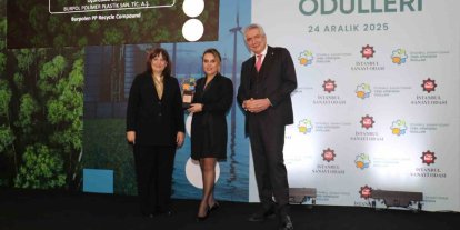 Plastik atıkları doğaya zarar vermeden dönüştürdüler, ödülü kazandılar