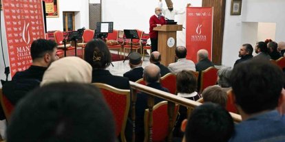 MCBÜ Bilim Kafe’de, Tasavvuf Musikisi Eşliğinde Mevlâna ve Mevlevîlik konuşuldu