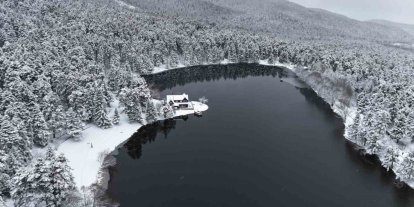 Bolu’nun incisi beyaza büründü, ortaya kartpostallık görüntüler çıktı